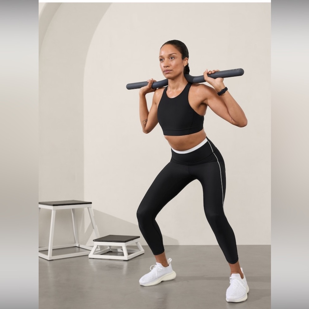 Athleta Black/White Interval Stash Tipped 7/8 Tight, Small